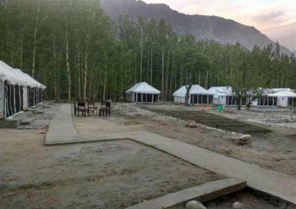 Terrain Ladakh Camping - Photo3
