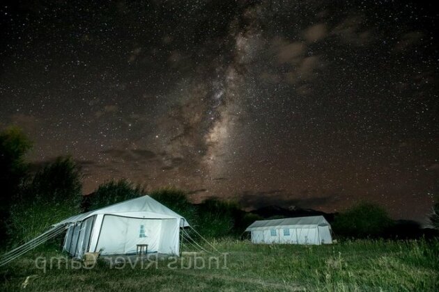 The Indus River Camp - Photo3