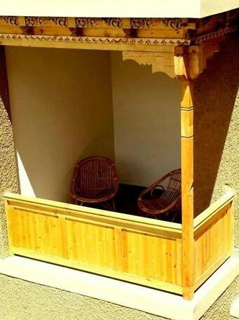 The Saraha - Photo2