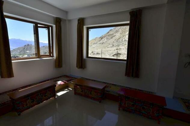TIH Himalayan Residency Ladakh - Photo4