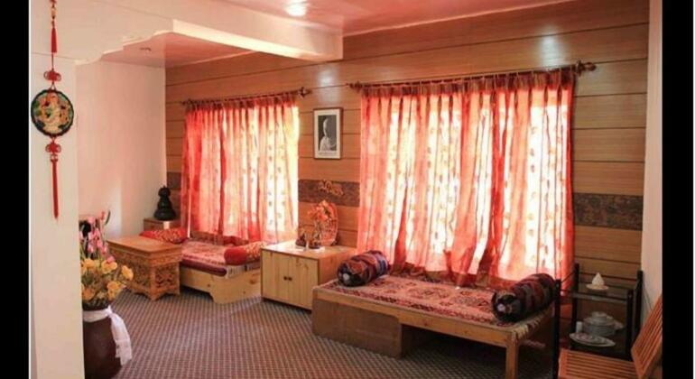 TIH Hotel Mahay Palace - Photo4