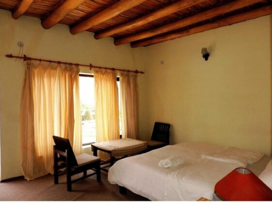 TIH Lharjey Resort - Photo2