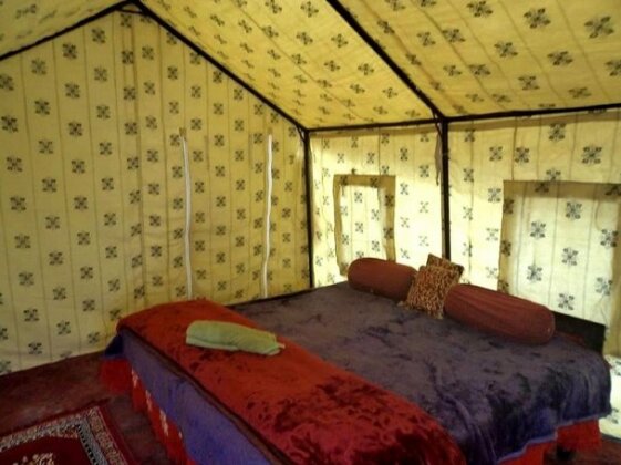 TIH The Norling Camp - Photo4