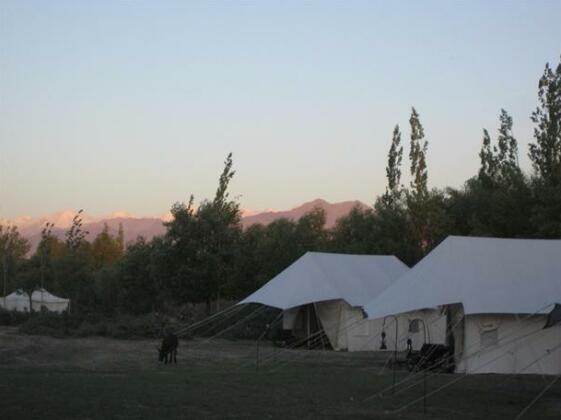 Tsermang Eco Camp - Photo2