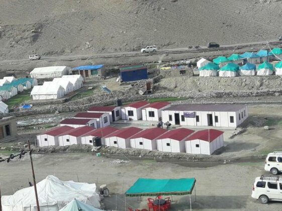 Wander Hut Tsomoriri - Photo2