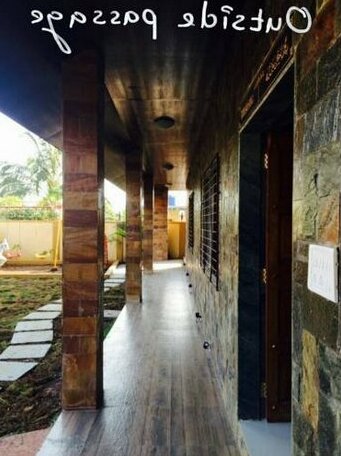 Hillcrest - Photo3