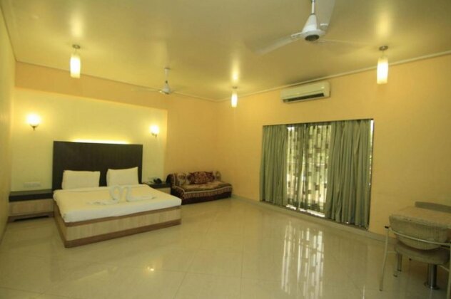 OYO 12422 Kumar Resort - Photo3