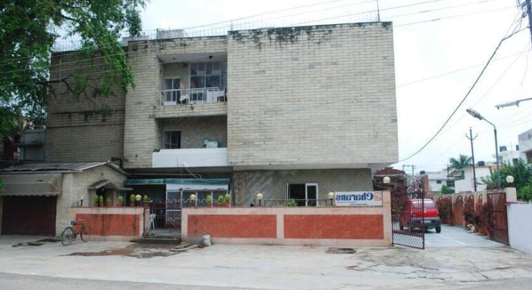 Charans Guest House - Photo2