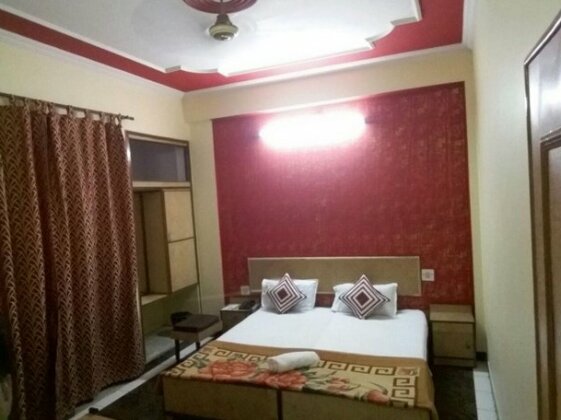 Divine Classic Inn - Photo2