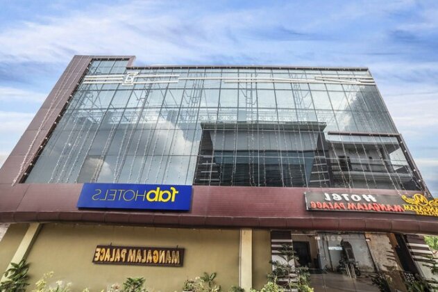 FabHotel Landmark Awadh