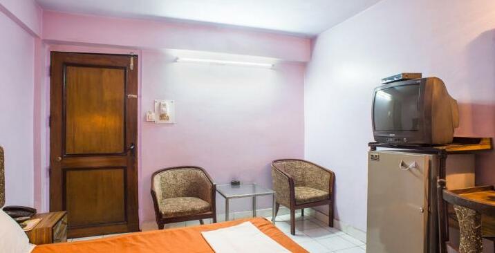 Hotel Charans International - Photo2