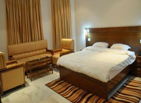 Hotel Elite Guest House - Photo4