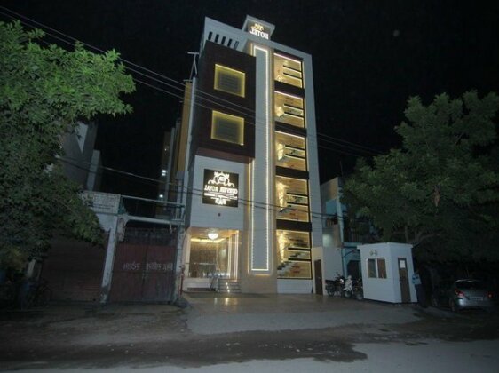 Photo 3