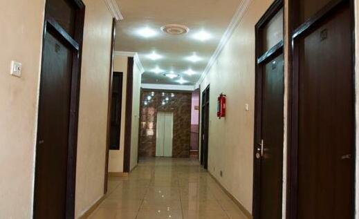 Hotel Nirmal Palace - Photo2