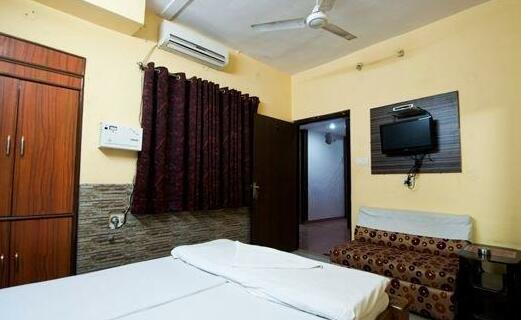 Hotel Nirmal Palace - Photo5