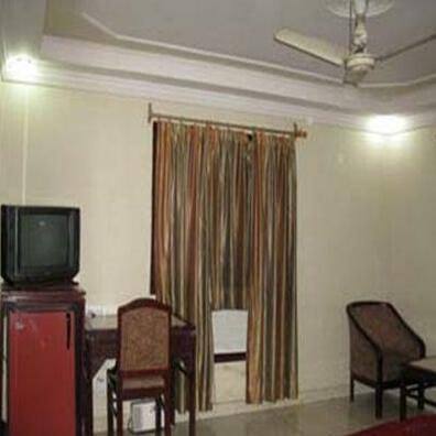 Oasis International - Photo2