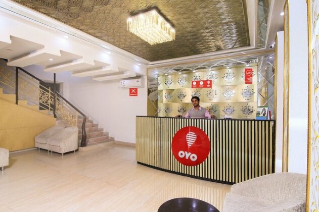 OYO 11532 Hotel SR Grand - Photo4