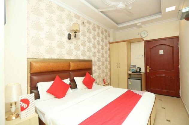 OYO 13355 Grest Hotel - Photo2