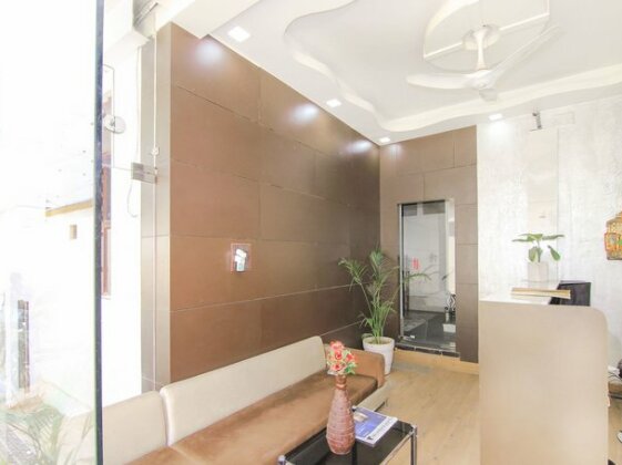 OYO 13652 Hotel Rajput - Photo3