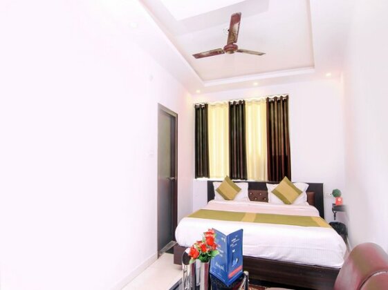OYO 13652 Hotel Rajput - Photo4