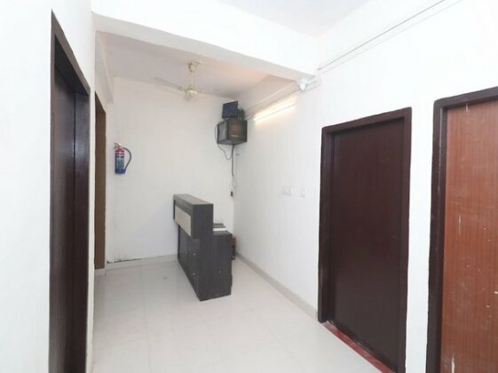 OYO 24051 Flagship Shubh Inn Gomti Nagar - Photo3