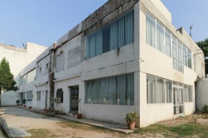 OYO 45582 Hotel Shri Tirupati