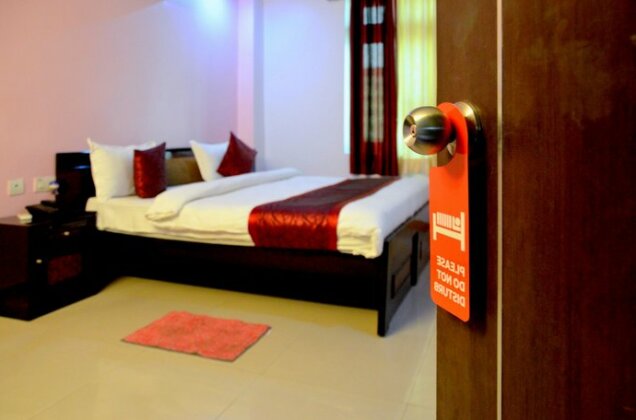 OYO 4731 Hotel Surya Continental - Photo3