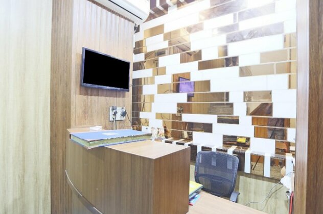 OYO 62940 Orbit Palace - Photo4