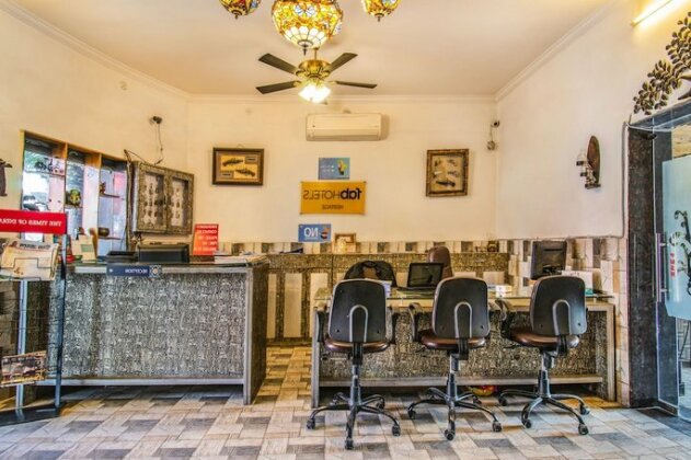 OYO Rooms Heritage Charbagh - Photo3
