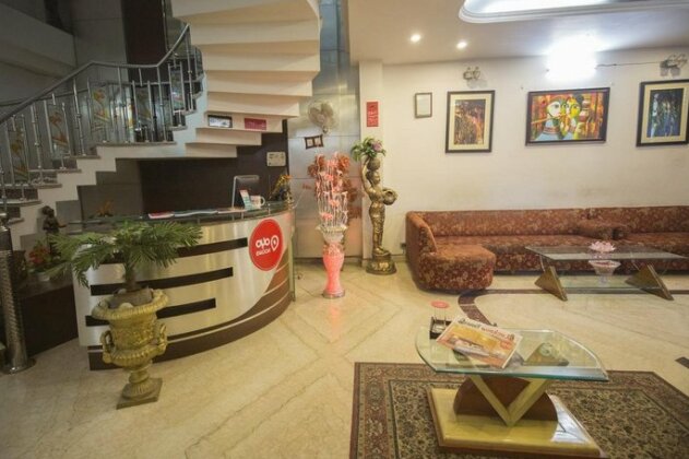 OYO Rooms Vishal Khand - Photo2