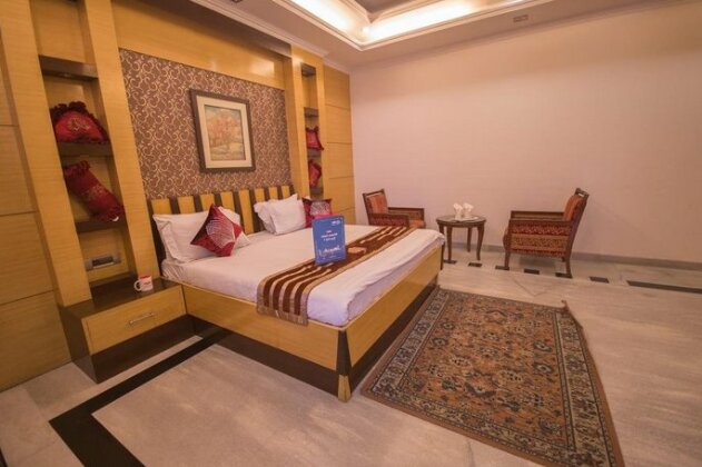 OYO Rooms Vishal Khand - Photo4