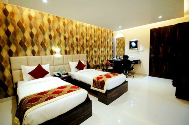 Pinnacle by 1589 Hotels - Photo5