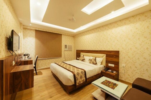 Radical Palace Hotel and Restaurant - Photo4