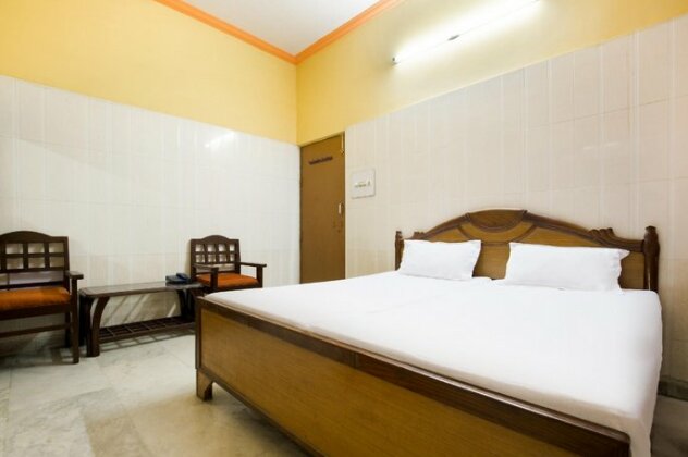 SPOT ON 38677 Hotel Gold Palace - Photo5