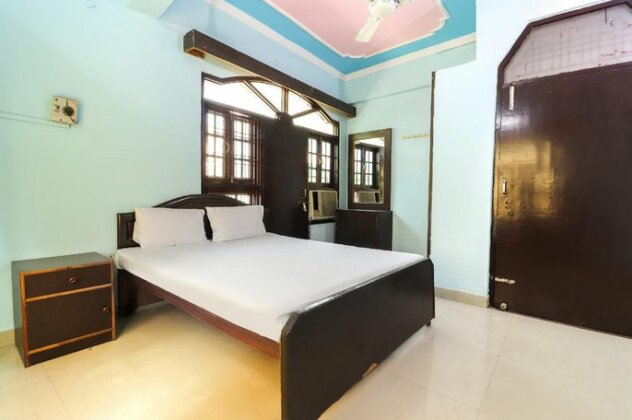 SPOT ON 46219 Satkar Guest House - Photo2
