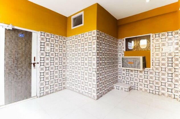 SPOT ON 66640 Hotel Trivedi - Photo3