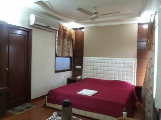 STARiHOTEL Lucknow - Photo3