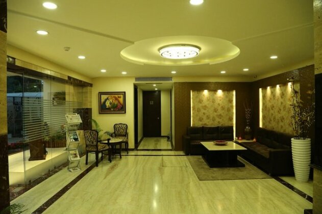 The Golden Apple - Photo3