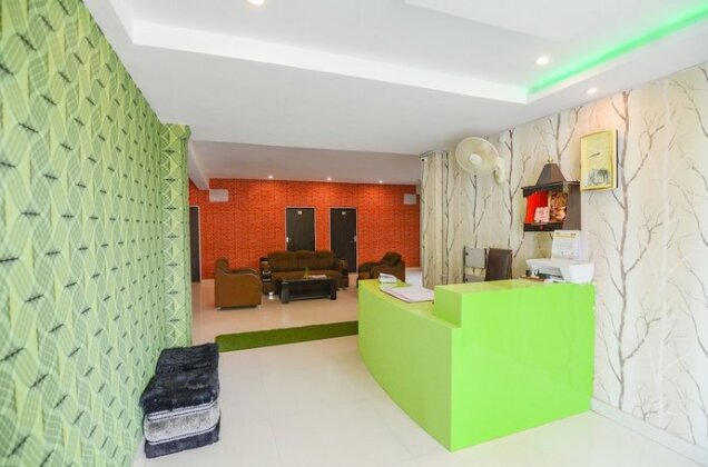 Treebo Graphixo Inn - Photo4