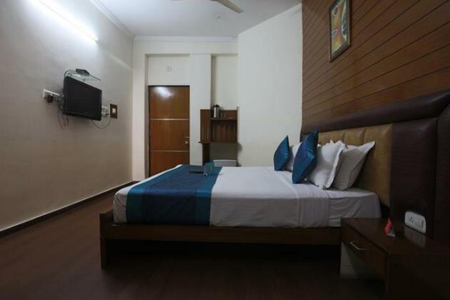 FabHotel Brown Road - Photo3