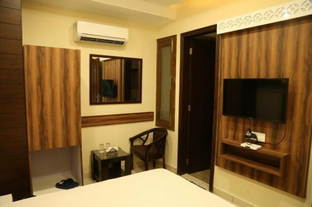 Hotel Cross Way - Photo4