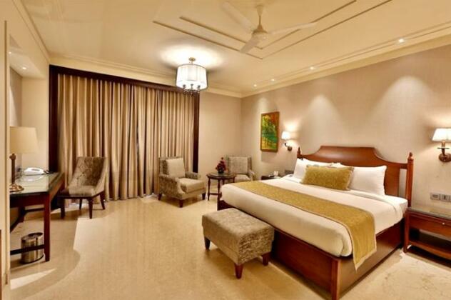 Hotel Maharaja Regency - Photo3