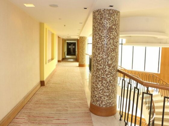 OYO Elite Hambran Road - Photo2