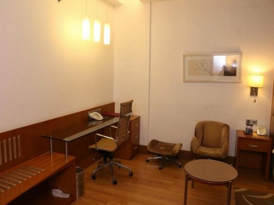 OYO Elite Hambran Road - Photo3
