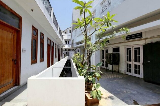 Parkash Hotel - Photo4