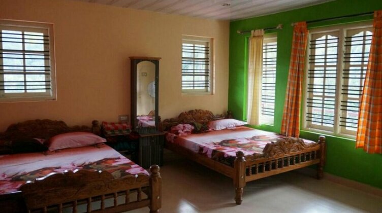 Evergreen Estate Stay - Photo3