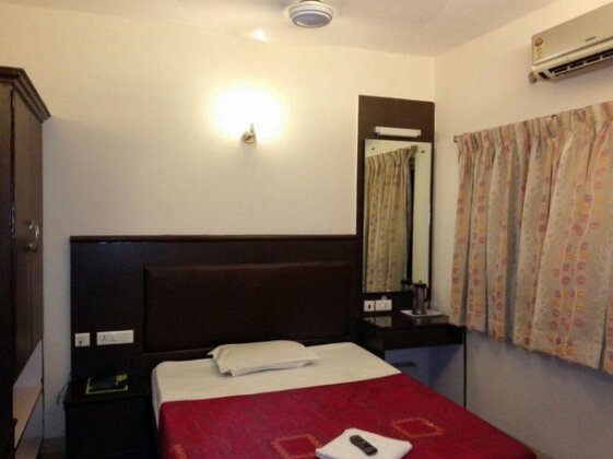 Hotel Aarathy - Photo3