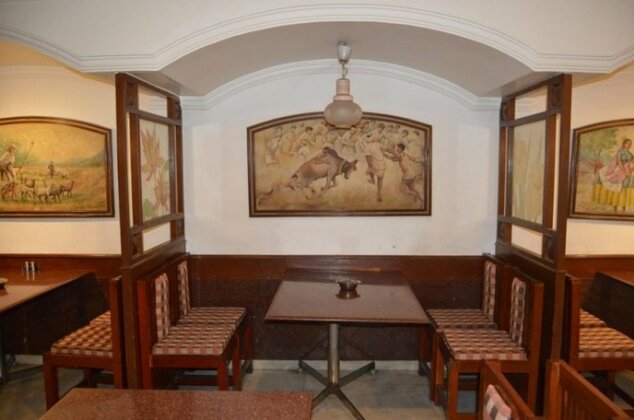 Hotel Aarathy - Photo4