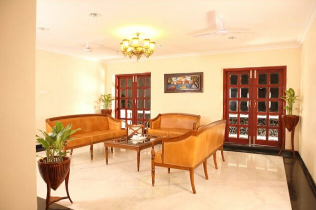 Meenakshi's Sunshine Hotel - Photo4
