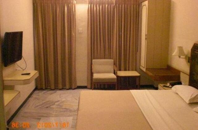 Padmam Hotel - Photo2